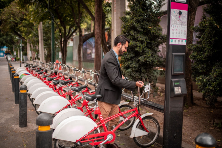 A complete Guide for Developing a MoBike like Bike-Sharing App