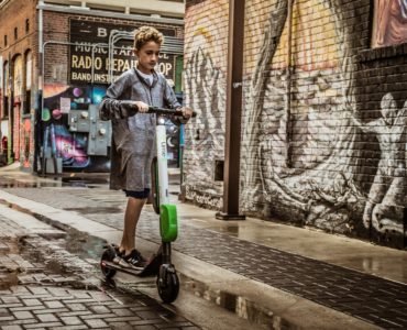 e-scooter rental app benefitting people